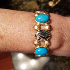 Stretch Bracelet with turquoise and mother ofpearl